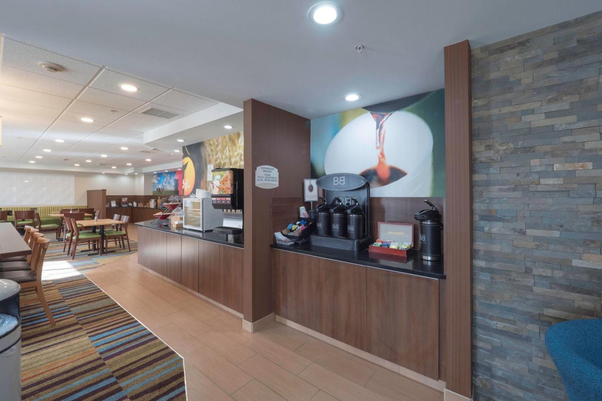 Fairfield Inn & Suites By Marriott Cleveland Streetsboro Exterior photo