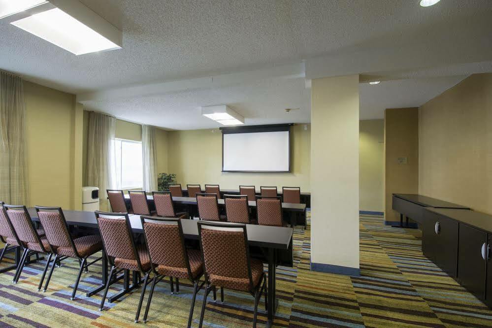 Fairfield Inn & Suites By Marriott Cleveland Streetsboro Exterior photo